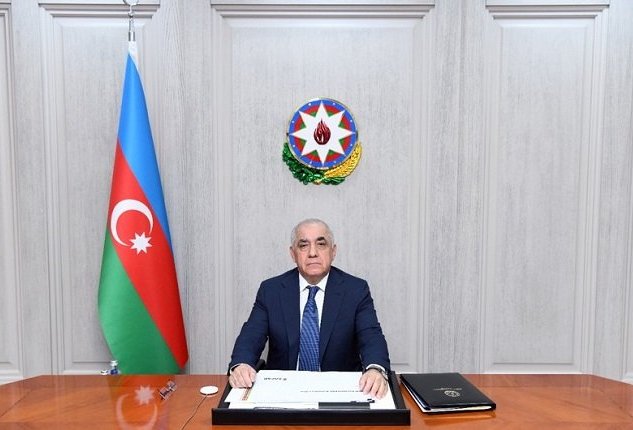 Baş nazir əmək müqavilələri ilə bağlı qərar imzaladı