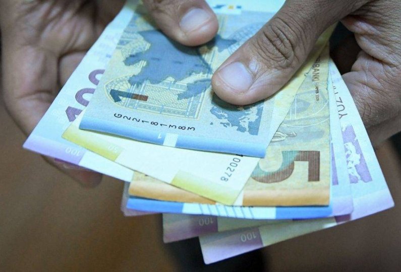Natamam iş günü çalışanların maaşı bu hallarda tam ödəniləcək