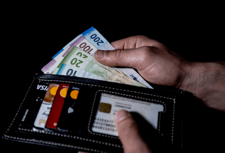 Azərbaycanda maaşın daha yüksək olduğu işlər – Siyahı
