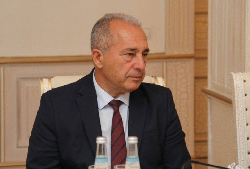 Gəncə Şəhər Birləşmiş Xəstəxanasının direktoru vəzifəsindən azad olunub