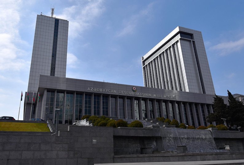 Narkoloji xəstələrin fəaliyyətinə məhdudiyyət qoyulan işlərə qəbul qaydaları sərtləşdirilir